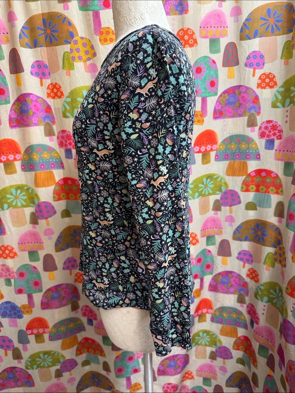 Amazon Essentials Holiday PJ's. Small - Picture 5 of 16